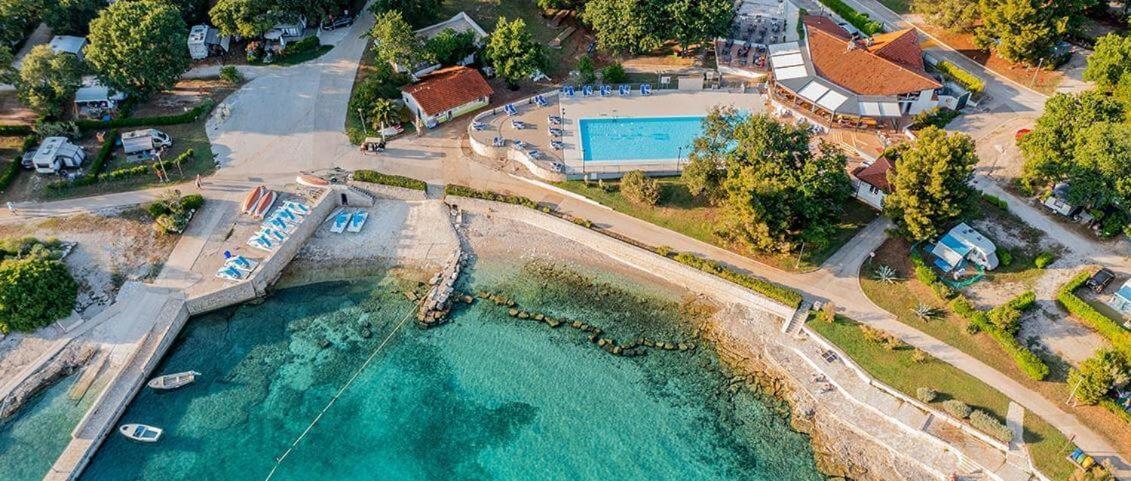Easyatent Fkk Safari Tent Solaris Naturist - Clothes Free Poreč Eksteriør bilde
