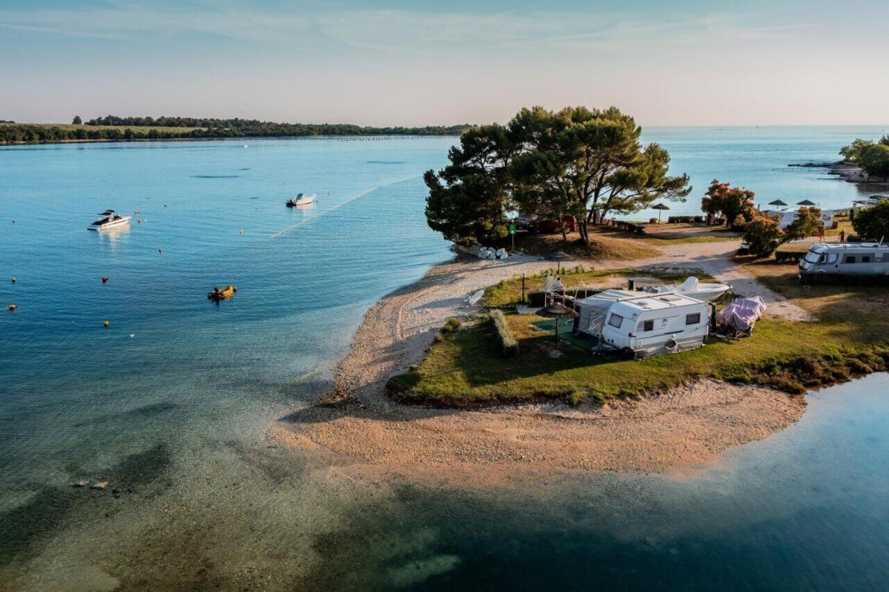 Easyatent Fkk Safari Tent Solaris Naturist - Clothes Free Poreč Eksteriør bilde
