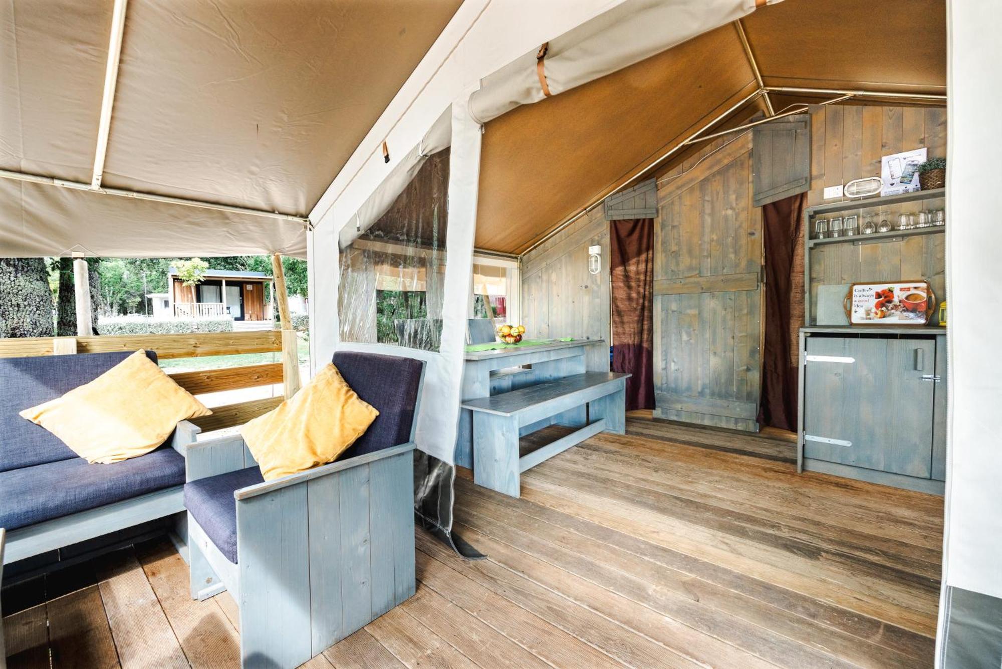 Easyatent Fkk Safari Tent Solaris Naturist - Clothes Free Poreč Rom bilde