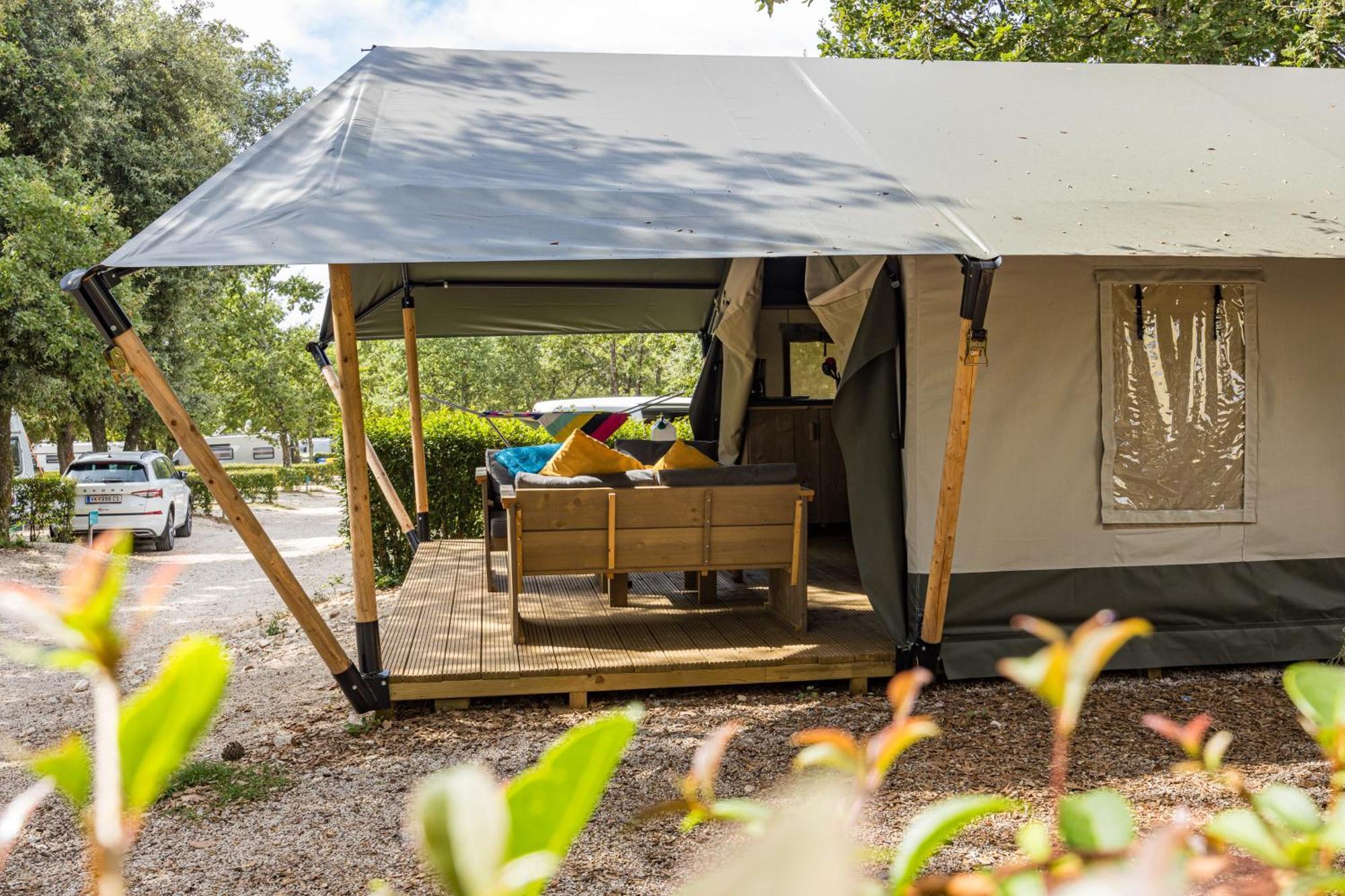 Easyatent Fkk Safari Tent Solaris Naturist - Clothes Free Poreč Rom bilde